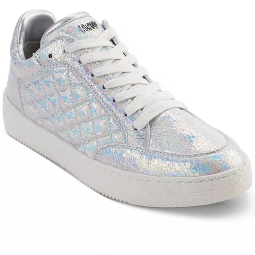 Sneakers
DKNY
Women's Oriel Quilted Lace-Up Low-Top Sneakers